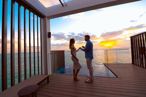 One Bedroom Over Water Villa Near Surf Abu Dhabi 5 Luxury Bookings