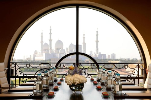 Deluxe King Near Wahat Al Karama 8 Luxury Bookings