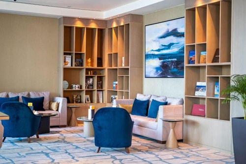 Luxury Standard Room in JLT Cluster L Dubai 4 Luxury Bookings