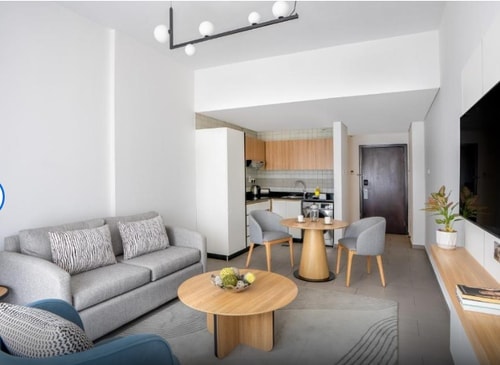 One Bedroom Premier Apartment Near Metro Station 5 Luxury Bookings