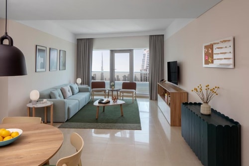 One Bed Room Suite Next to DIFC Metro Dubai 16 Luxury Bookings