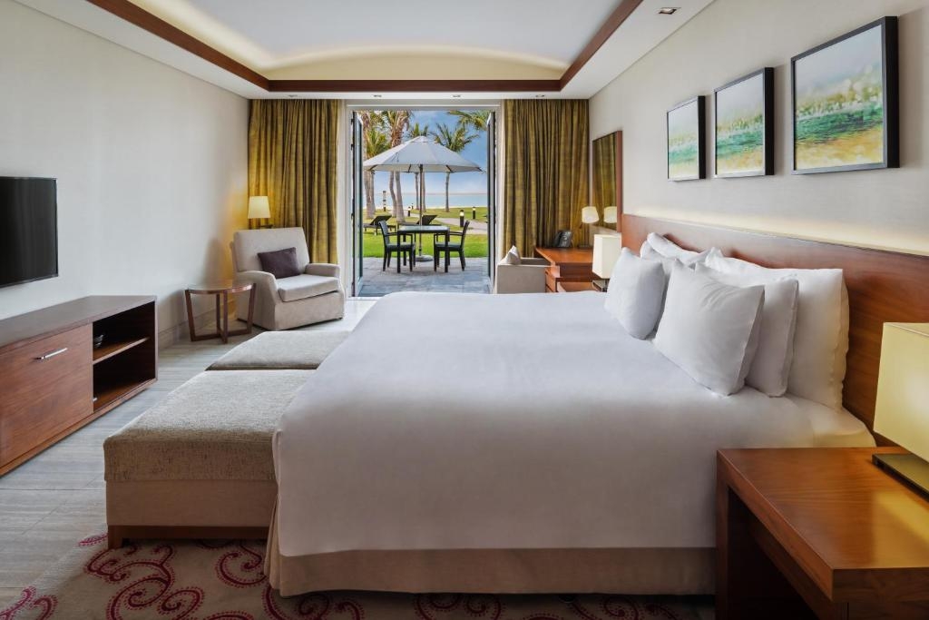 Beachfront Residence One Bedrooom Suite. Luxury Bookings