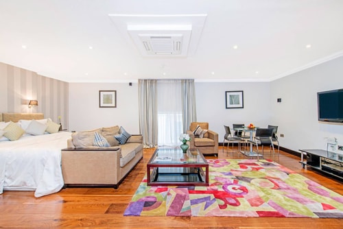 Studio Apartment Near Queens Gate School LON 2 Luxury Bookings