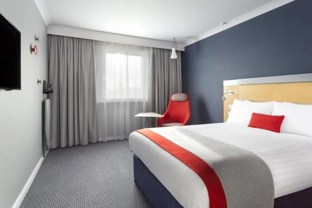 Double Room Near Normand Park LON Luxury Bookings