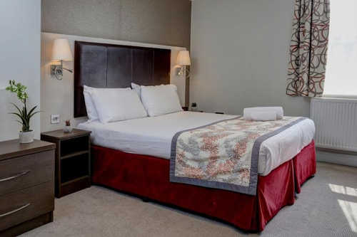 Standard Double Room Near The Chiswick Cinema LON Luxury Bookings