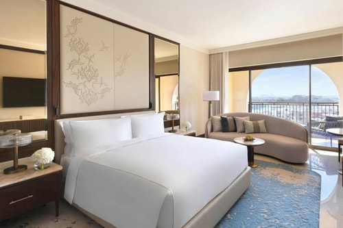 Deluxe King Near Wahat Al Karama Luxury Bookings