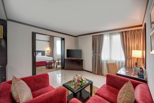 Executive Suite Near Mall Of Emirates Ab 2 Luxury Bookings