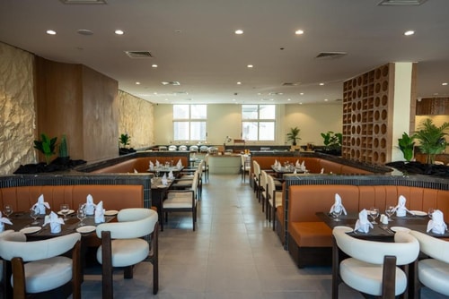 Deluxe King Or Twin Room Near Jewel Creek Tunnel 9 Luxury Bookings