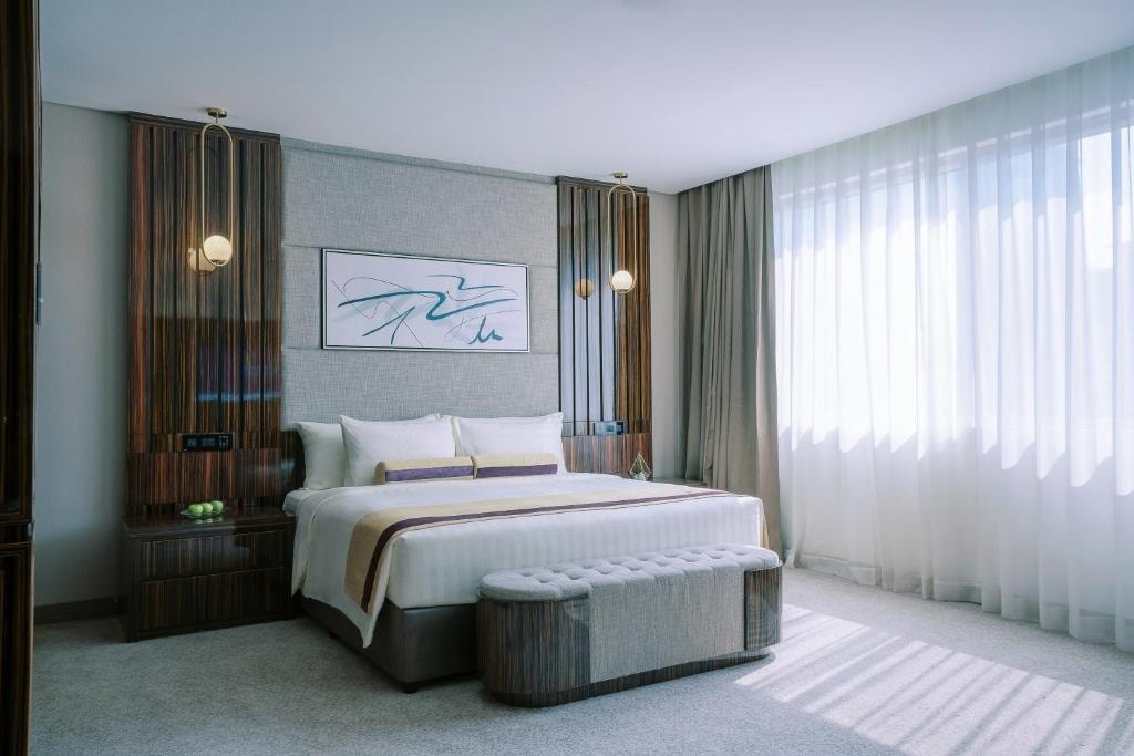 2 Bedroom Suite Pet Allowed Near Viva Supermarket Luxury Bookings