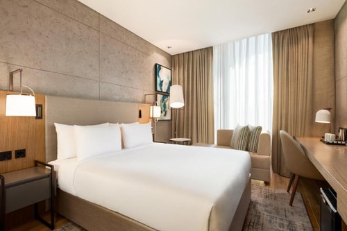 Superior Room Near Gold Souk Metro Exit 1 0 Luxury Bookings