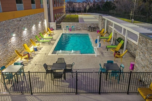 Studio Suite Near United Cold Storage Dallas DAL 4 Luxury Bookings