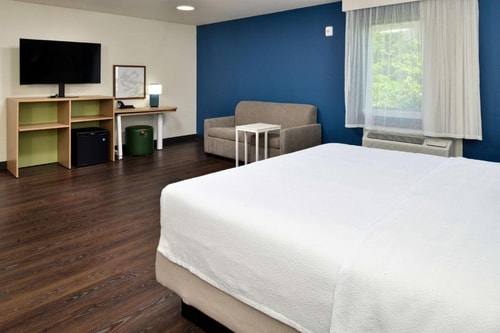 King Room Near Mathur Law Offices PC DAL 2 Luxury Bookings