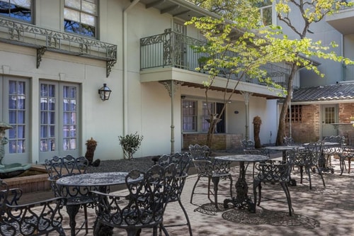 Standard Room Near Memorial Hills HOU 14 Luxury Bookings