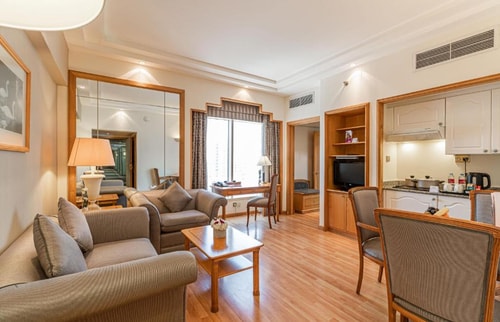 Executive Suite Near Capital Park 2 Luxury Bookings