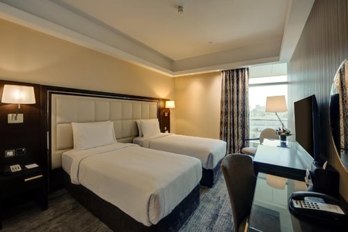 Two Bedroom Suite Near Deira City Centre Metro 2 Luxury Bookings
