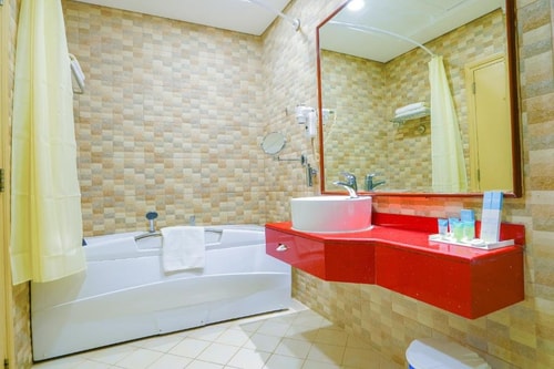 Deluxe Room Near Dubai Fertility Center 5 Luxury Bookings