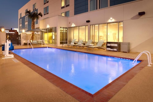 King Studio Near Commerce Park North HOU 4 Luxury Bookings