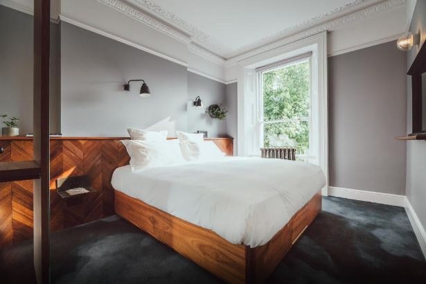 Double Room Near Norfolk Square Garden LON Luxury Bookings