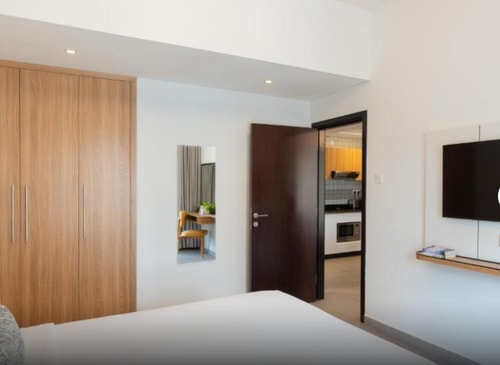 One Bedroom Deluxe Apartment Near Internet Metro 1 Luxury Bookings