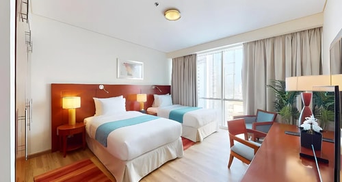 Premium Four Bedroom Apartment Near Marina Beach 3 Luxury Bookings