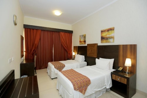 Classic Two Bedroom Apartment Near Ski Dubai 5 Luxury Bookings