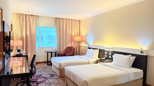 Executive King Or Twin Room Near Al Ghurrair Mall 3 Luxury Bookings