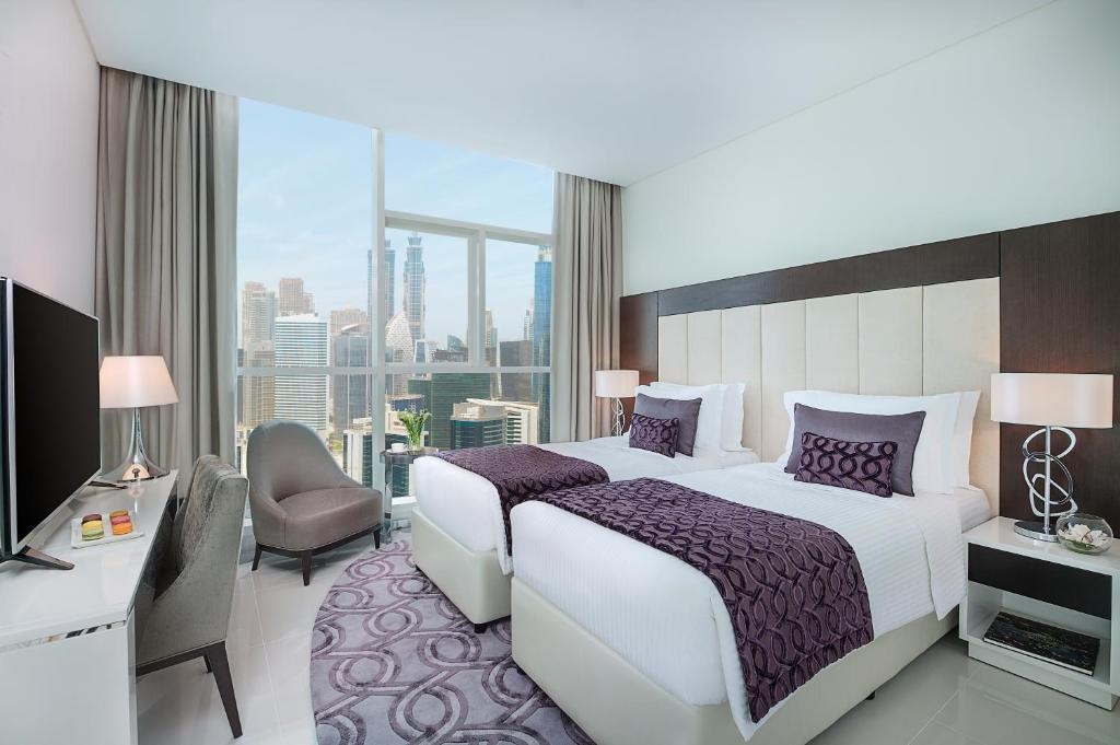 Three Bedroom Suite Near South Ridge Park Luxury Bookings