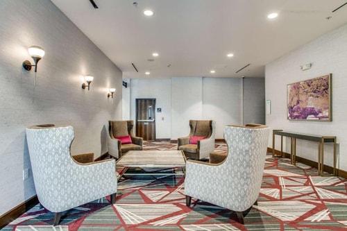 King Room Near Meadow Central DAL 9 Luxury Bookings