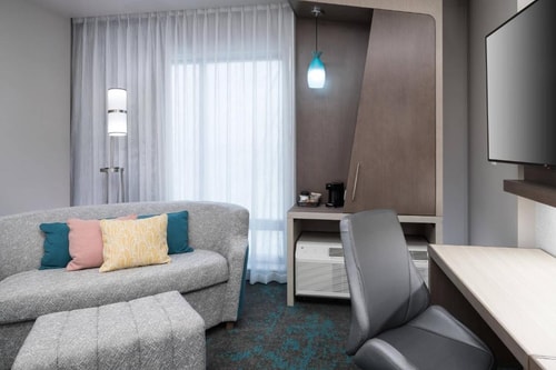 King Room Near Bayou Greenways Park HOU 1 Luxury Bookings