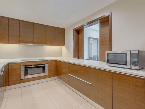 Three Bedroom Apartment Near Al Ghurair Center 7 Luxury Bookings