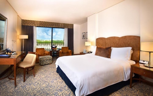 King Or Twin Guest Room Balcony Near AlJahili Fort 2 Luxury Bookings