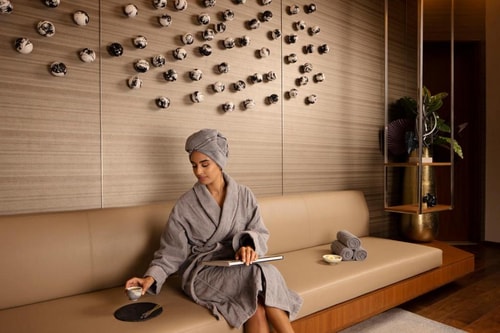 Deluxe Room City Skyline View Near Dubai Ice Rink 11 Luxury Bookings