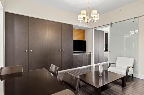 King Studio Near The UPS Store MIA 5 Luxury Bookings