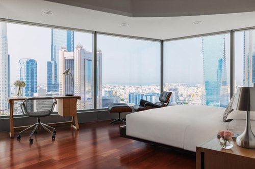 Three Bedroom Duplex Residence Near WTC Metro Luxury Bookings