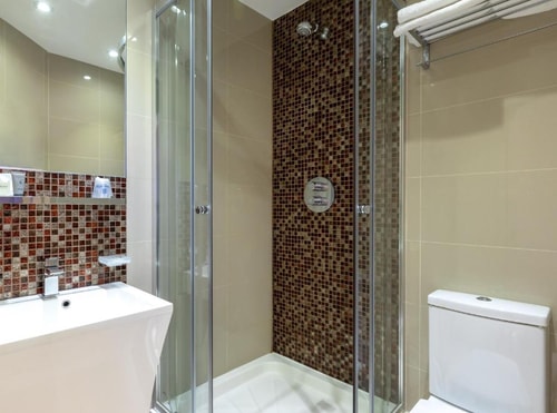 Double Or Twin Room Near Warwick Square LON 4 Luxury Bookings