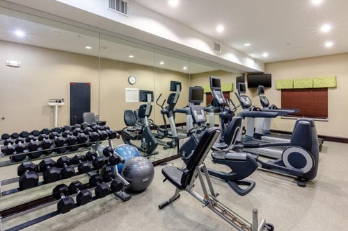 Standard Room Near Golden Corral Buffet Grill DAL 12 Luxury Bookings