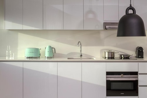 One Bed Room Suite Next to DIFC Metro Dubai 4 Luxury Bookings