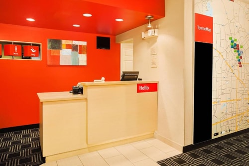Queen Studio With Sofa Bed Near Planet Fitness HOU 5 Luxury Bookings