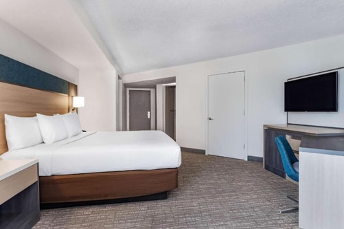 Standard King Or Twin Room Near Bonanza Golf ORL Luxury Bookings