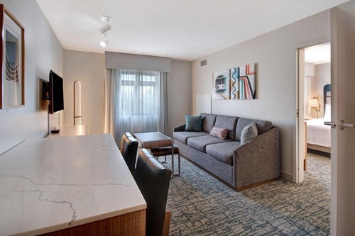 1 Bedroom King Suite Near Kezar Life Sciences SAN 3 Luxury Bookings