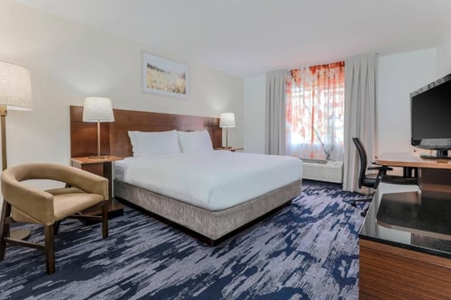 King Room Near Black Rock Coffee Bar HOU 1 Luxury Bookings