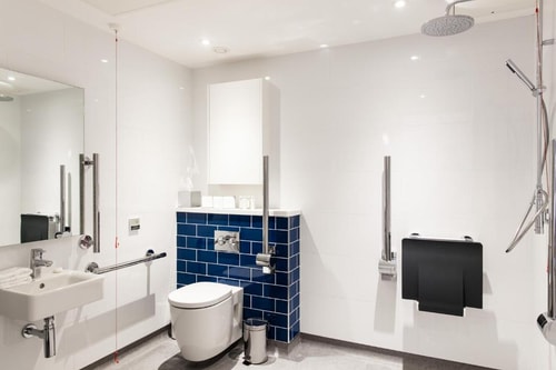 Double Studio Near Wakefield Gardens LON 8 Luxury Bookings