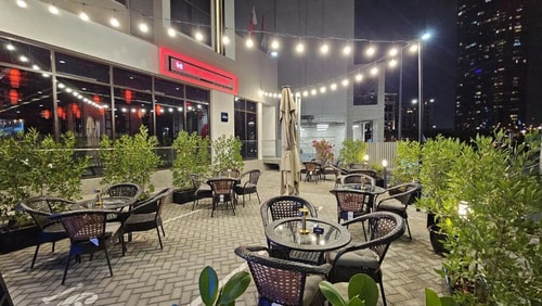 Deluxe King Or Twin Room Near Riah Towers Dubai 12 Luxury Bookings