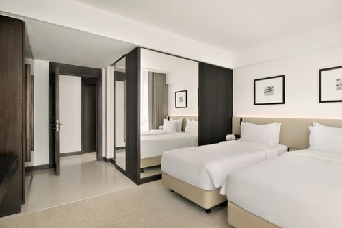 Two Bedroom Apartment Near by Trade Center Dubai 3 Luxury Bookings