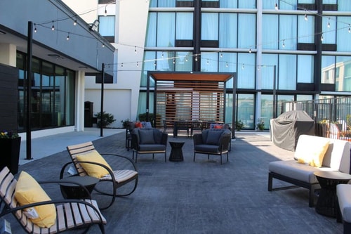 Standard King Room Near Regal Row Hospitality DAL 9 Luxury Bookings