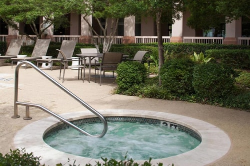 One Bedroom Suite Near Cavender's Boot City DAL 14 Luxury Bookings