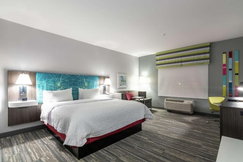 King Room Near La Michoacana Meat Market DAL Luxury Bookings