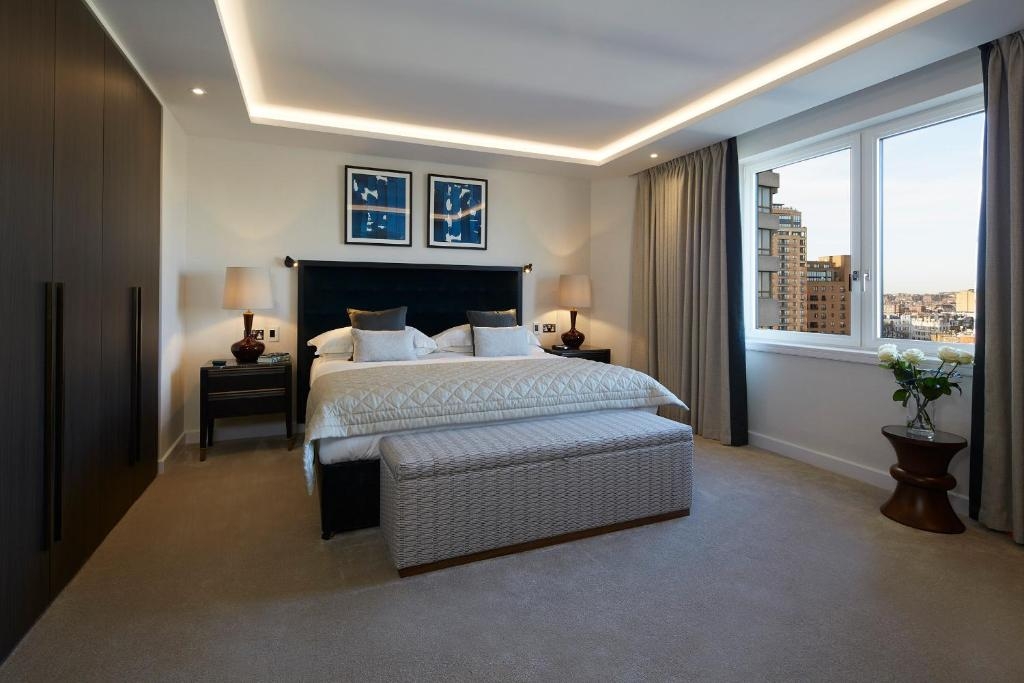 Superior 3 Bedroom Apartment Near Gloucester LON Luxury Bookings