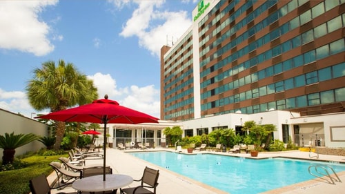 Standard King Room Near NRG Stadium HOU 6 Luxury Bookings
