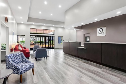 Queen Suite Near JVC Family Medicine HOU 13 Luxury Bookings